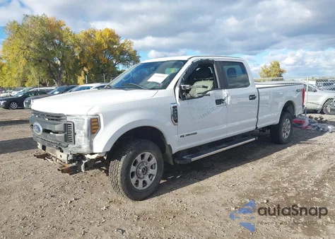 2018 Ford F-250 Xl из США, поврежденный, VIN 1FT7W2BT8JEB22772